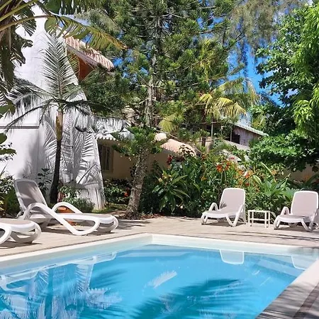 Lush Garden Villa With Private Pool